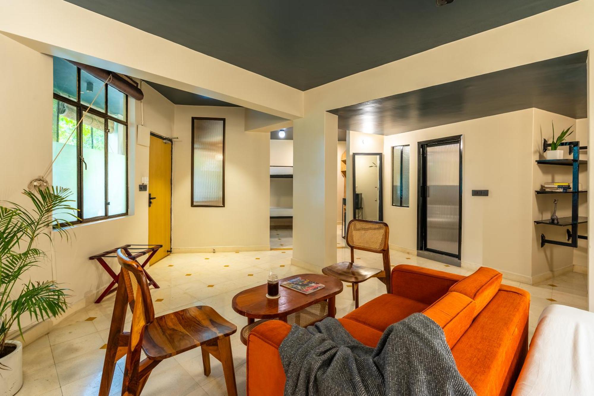 Minimalist One Hauz Khas Village Нью-Делі Екстер'єр фото